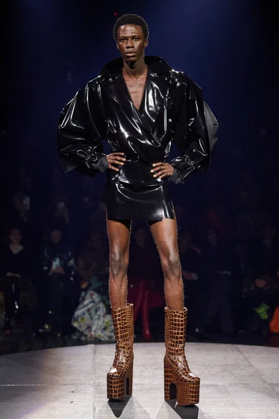 Look 5